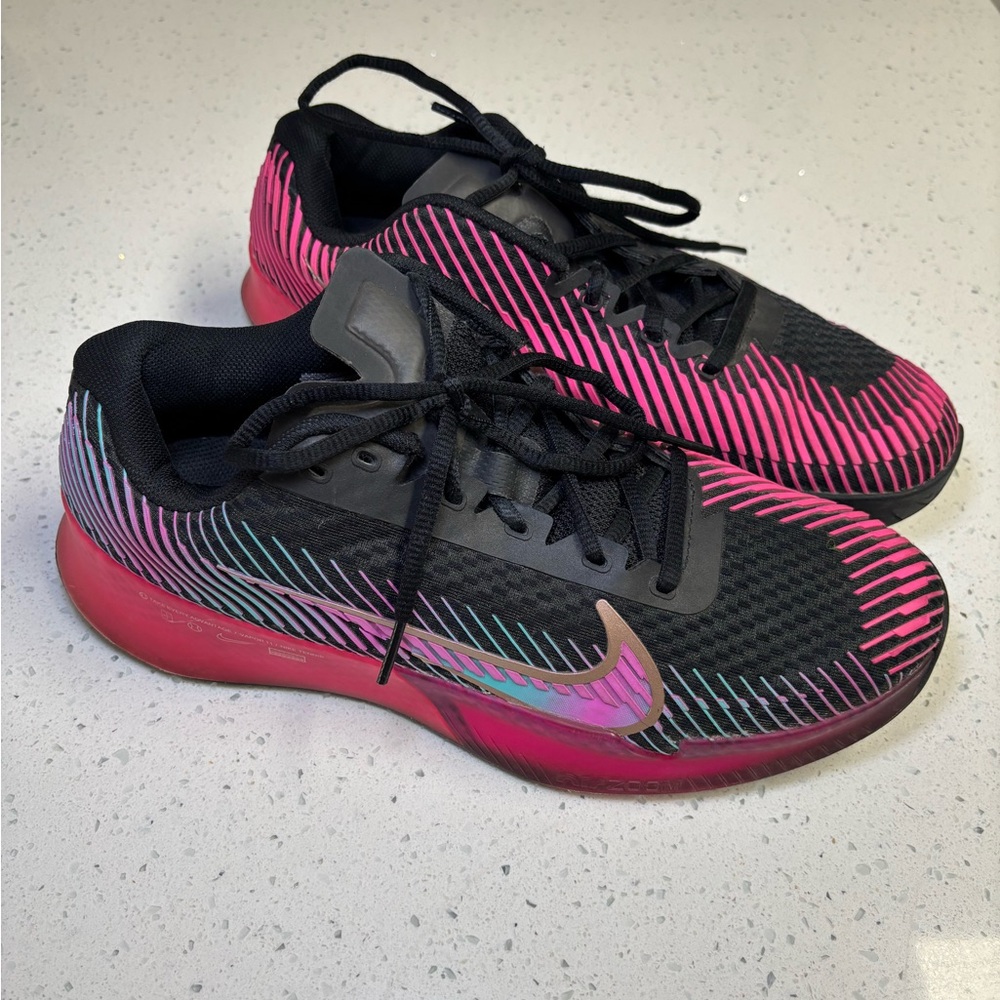 Nike Court Air Zoom Vapor 11 Black Firebery Pink Womens 9